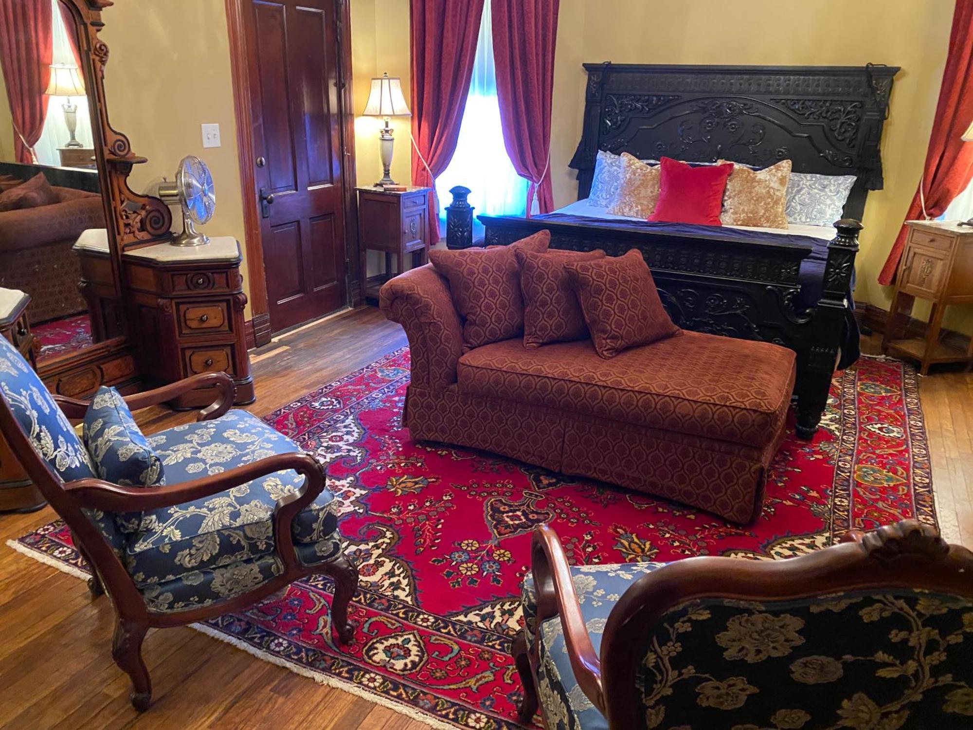 Vineyard Mansion B&B Сейнт Джоузеф Екстериор снимка