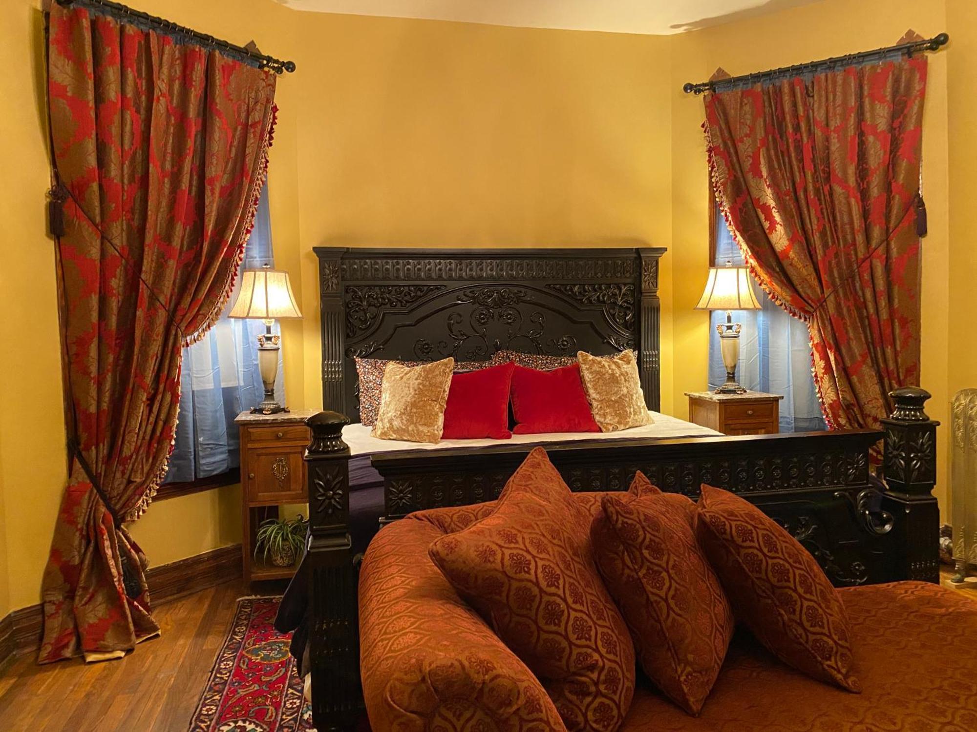 Vineyard Mansion B&B Сейнт Джоузеф Екстериор снимка