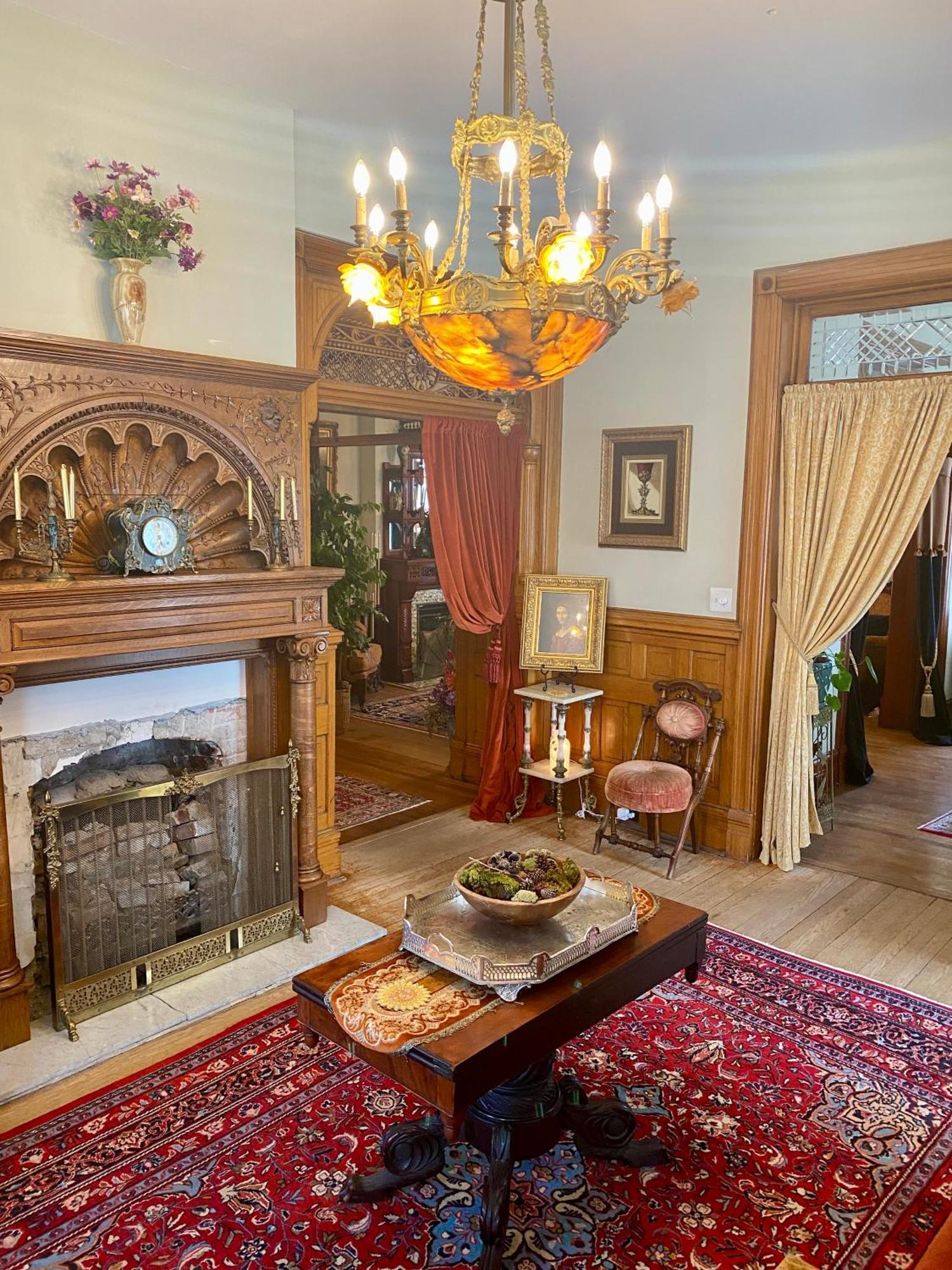 Vineyard Mansion B&B Сейнт Джоузеф Екстериор снимка