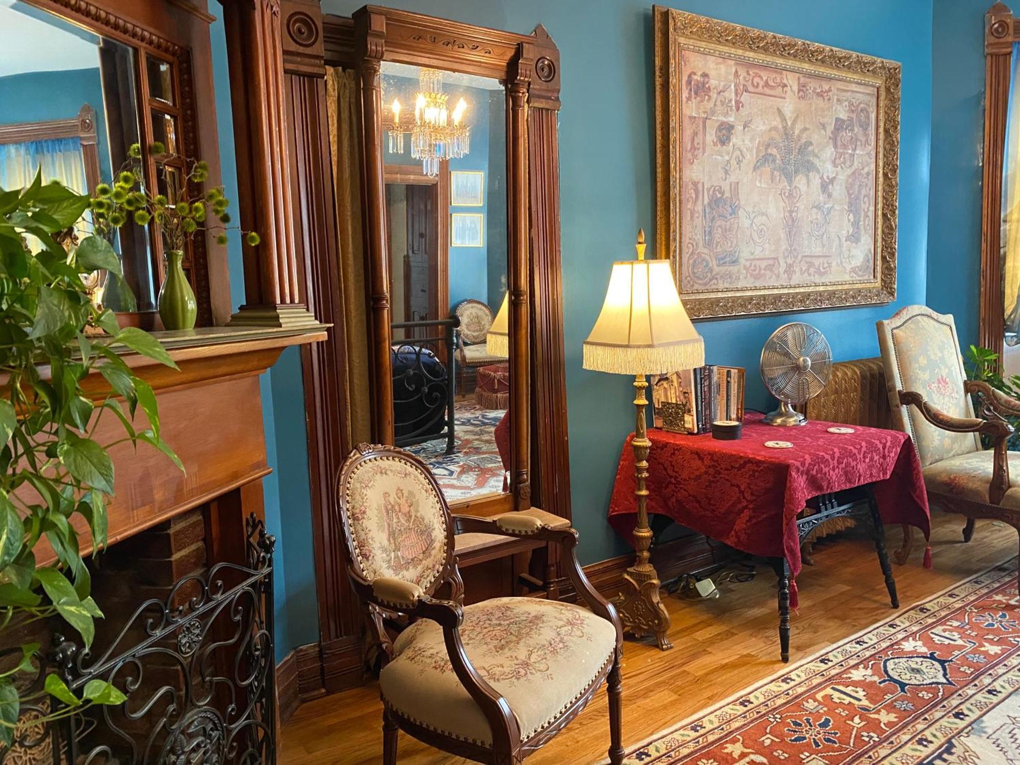 Vineyard Mansion B&B Сейнт Джоузеф Екстериор снимка